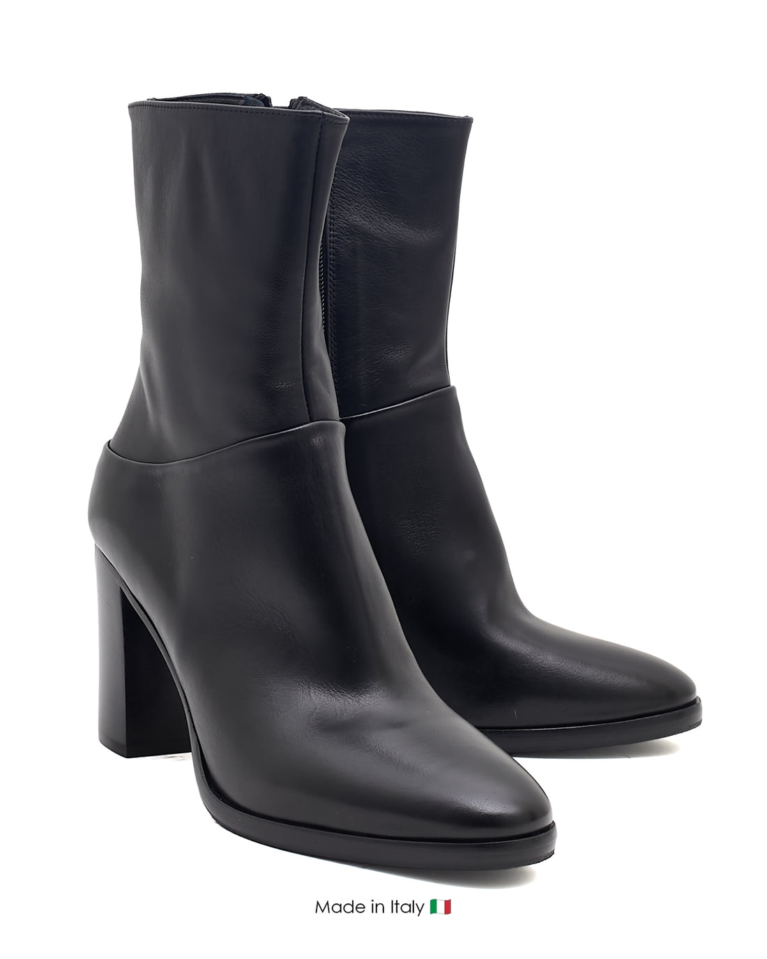 Isadora Black Leather