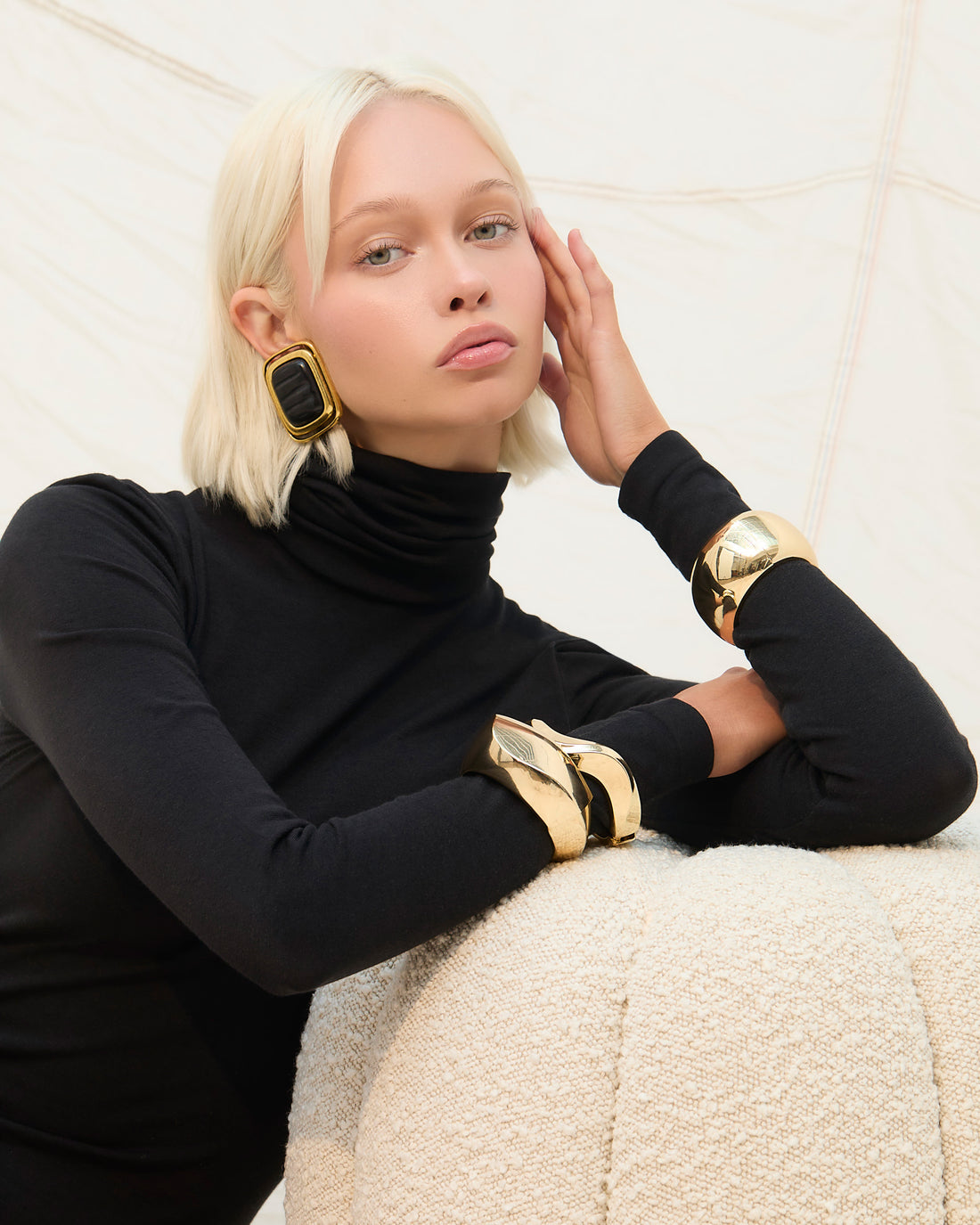 Noelle Bangle