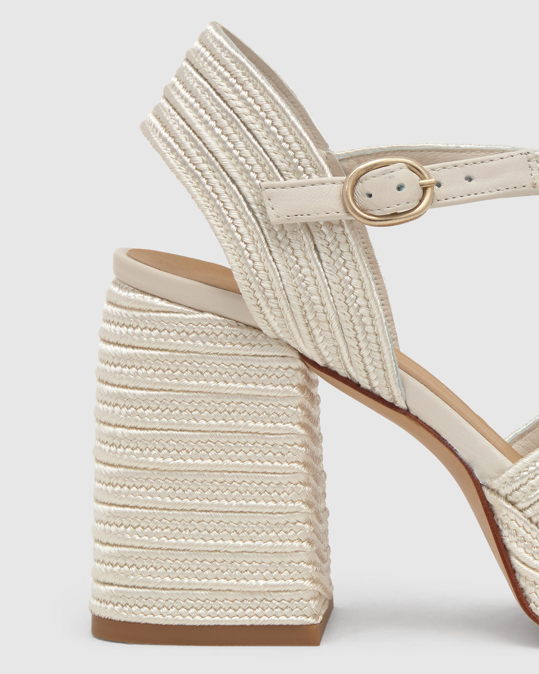 Valle Blanco Platform Sandal